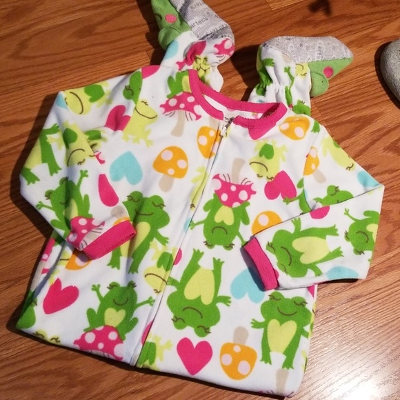 2 Carter's blanket sleepers 4t - Picture 2 of 8